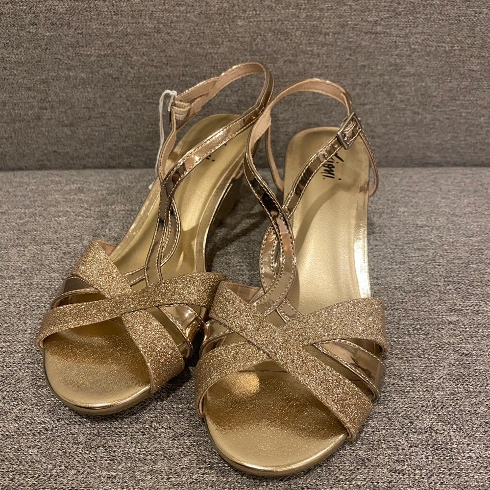Fioni Gold Glitter Party Wedges Size 5W